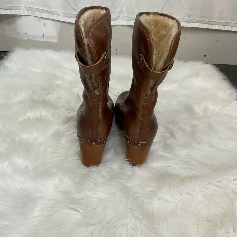 UGG Women's Chestnut Brown Lynnea Leather Boots Size 8 - Picture 10 of 13